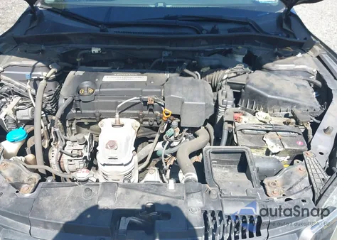 2013 Honda Accord Lx z USA, uszkodzony, nr VIN 1HGCR2F35DA172980